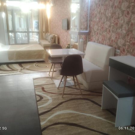 Apart Complex Diva& Bar & Restaurant Saints Constantine and Helena Esterno foto